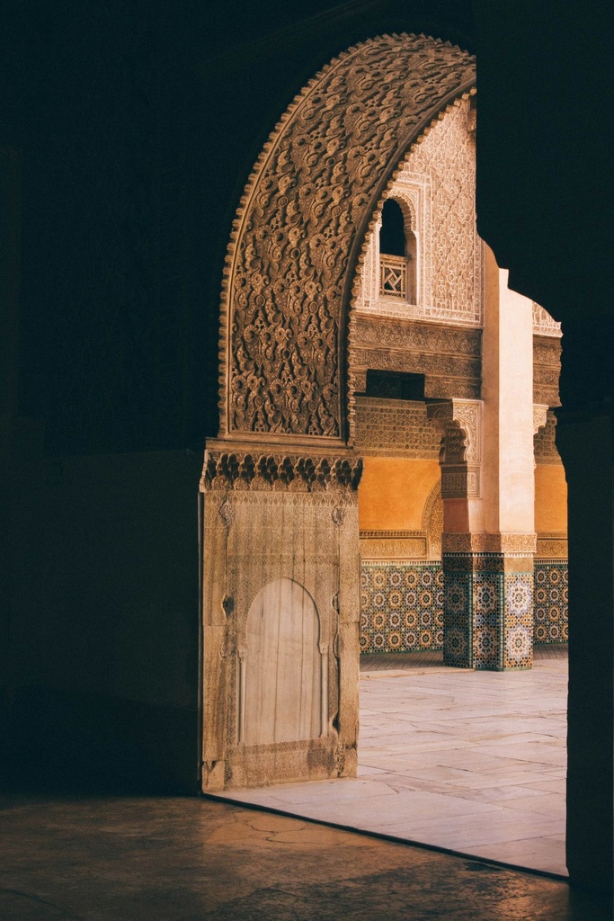 unsplash_HNPLt7nXfrI_medina marrakech.jpg.jpg